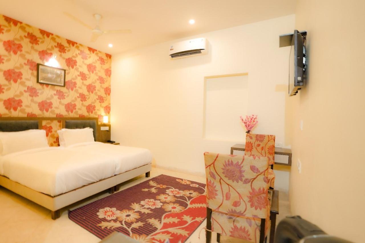 Royal Ocean Resort ชัยปุระ ภายนอก รูปภาพ