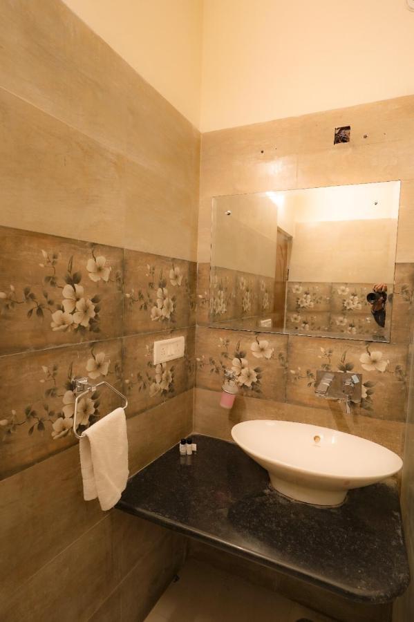 Royal Ocean Resort ชัยปุระ ภายนอก รูปภาพ
